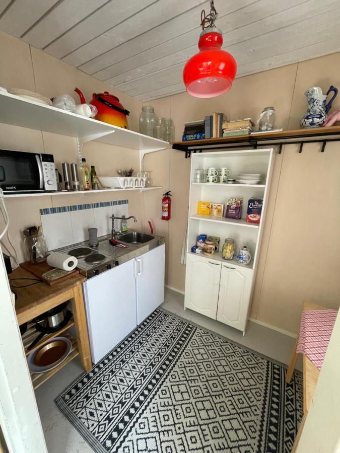 Koulumaeki Hostel Karkola Bagian luar foto