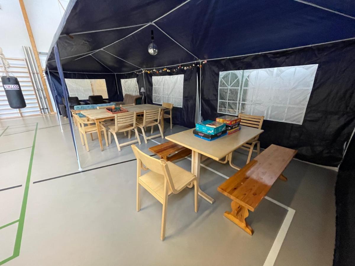 Koulumaeki Hostel Karkola Bagian luar foto