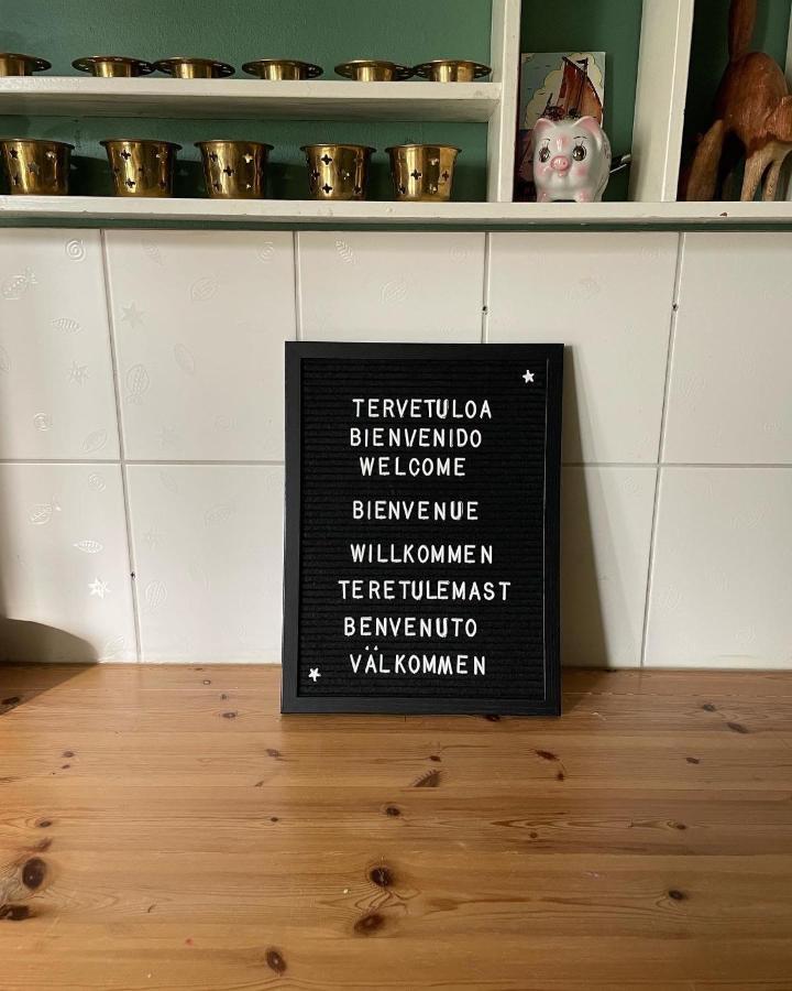 Koulumaeki Hostel Karkola Bagian luar foto