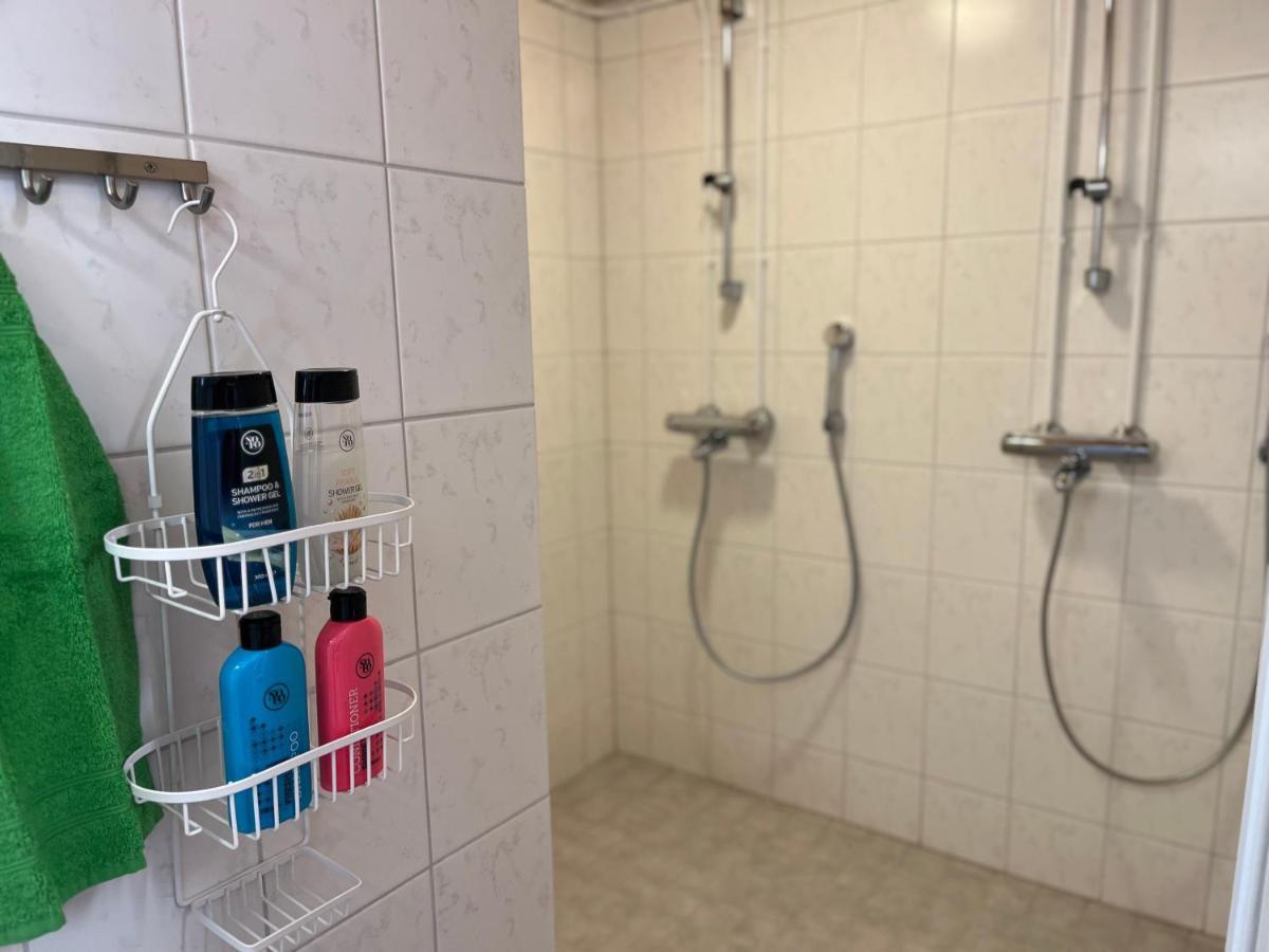 Koulumaeki Hostel Karkola Bagian luar foto
