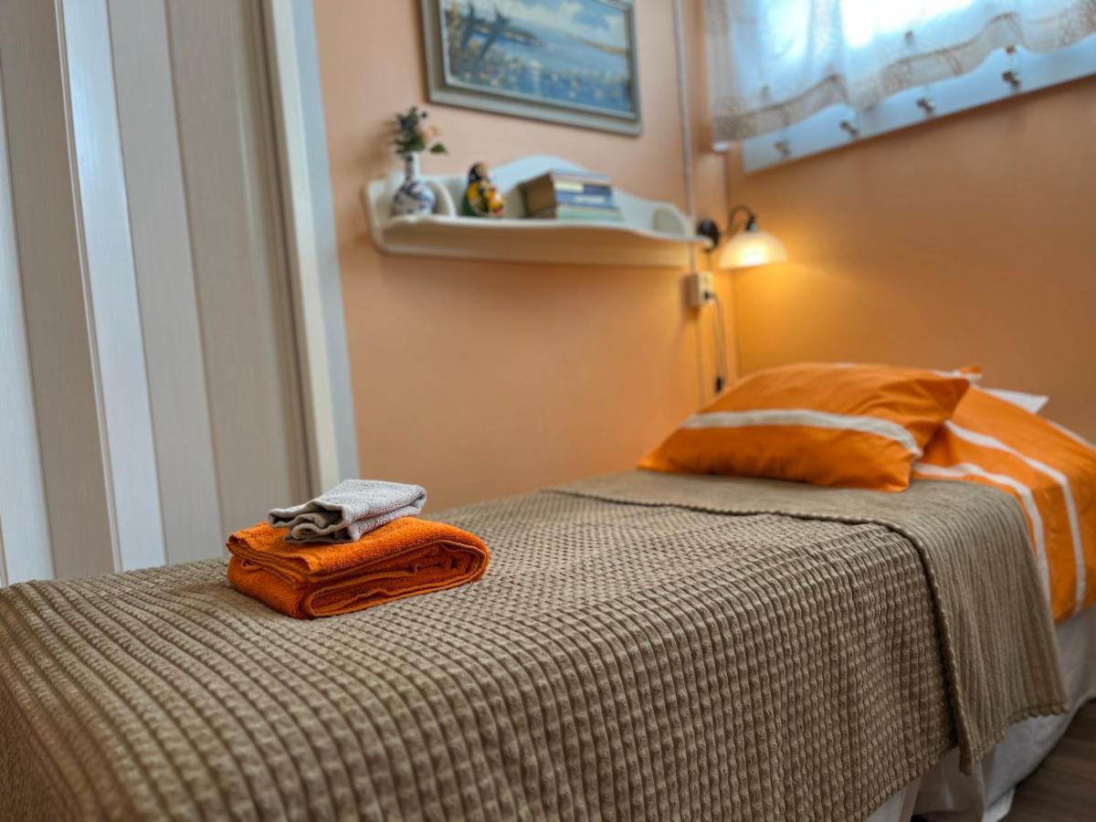 Koulumaeki Hostel Karkola Bagian luar foto