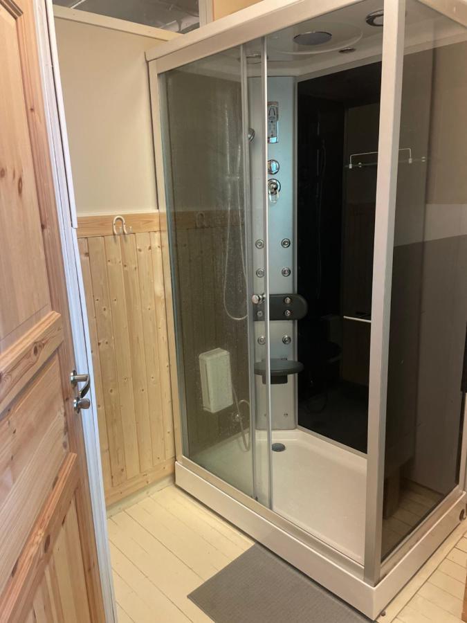 Koulumaeki Hostel Karkola Bagian luar foto