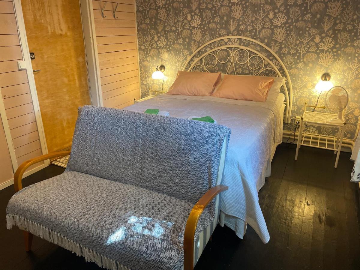 Koulumaeki Hostel Karkola Bagian luar foto