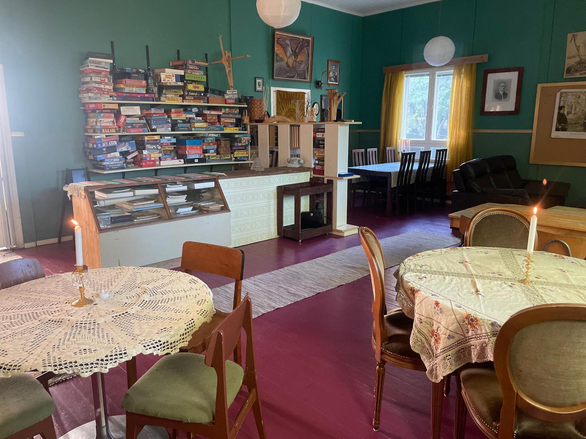Koulumaeki Hostel Karkola Bagian luar foto