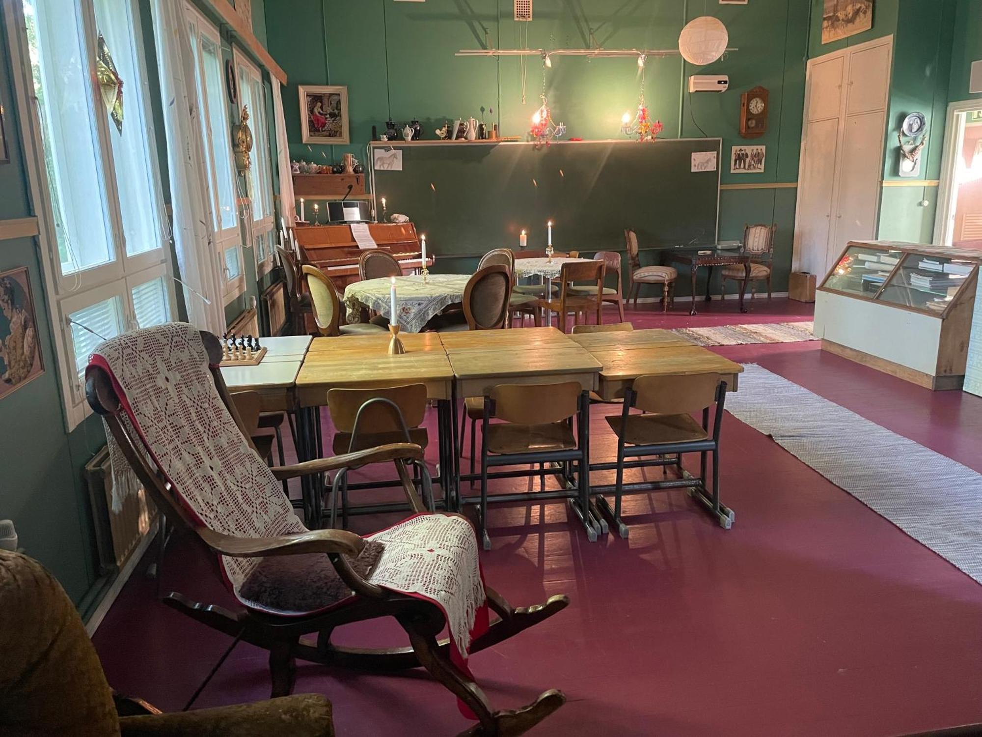 Koulumaeki Hostel Karkola Bagian luar foto